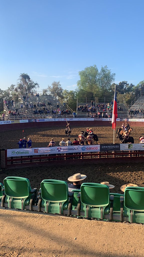 Estamos en directo por <a href="/CampoAbiertoCh/">@CampoAbiertoCh</a> con la 2a Serie libre B , recuerda que comentamos con #YoVeoRodeoEnVivo
