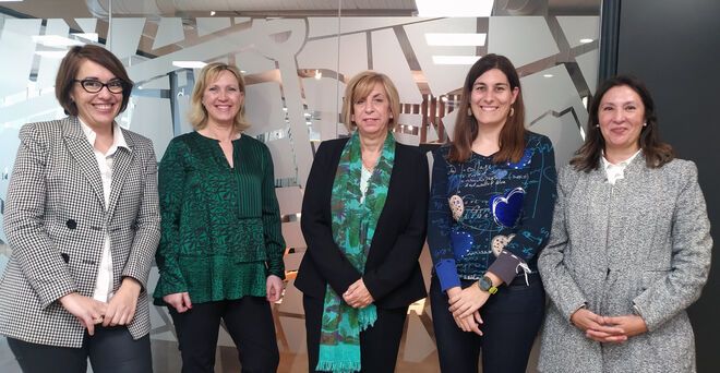 infotaller's tweet image. Inspectoras e ingenieras en la ITV se reinvindican #Infotaller #ITV #mujerestrabajadoras #díainternacionaldelamujertrabajadora @infoMadridITV @ITV_TUVR @ITVSGS @itevelesa @AECA_ITV buff.ly/2wxMKwv