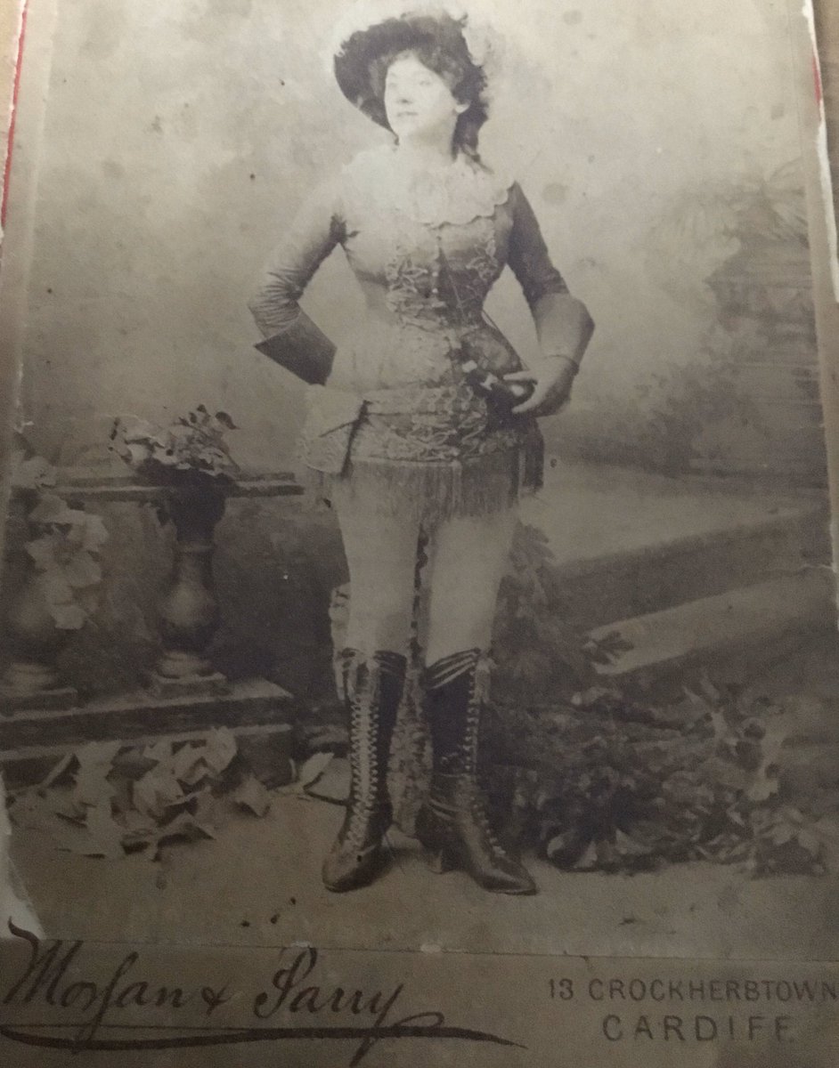 monomaniablogs's tweet photo. Celebrating women in the music hall on International Women’s Day - the famous and the not so famous #IWD2020 @musichallsoc @EEWomensMuseum @BloodyDifficult https://t.co/3hgpqvNwf0