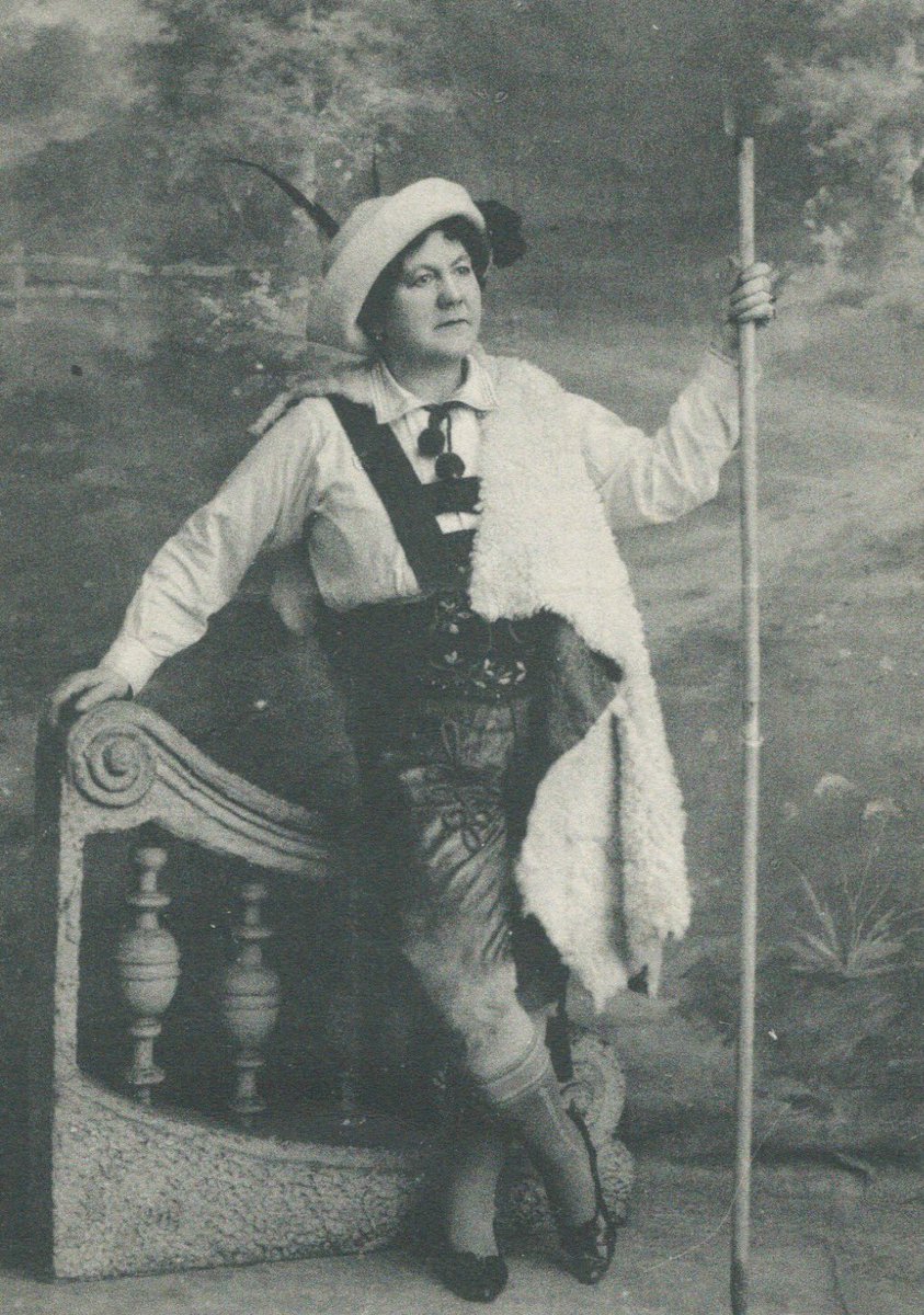 monomaniablogs's tweet photo. Celebrating women in the music hall on International Women’s Day - the famous and the not so famous #IWD2020 @musichallsoc @EEWomensMuseum @BloodyDifficult https://t.co/3hgpqvNwf0