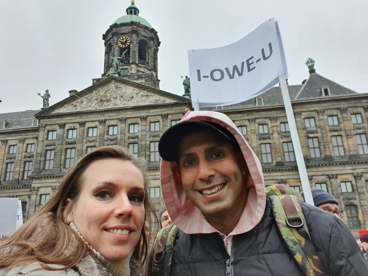 doktermo1's tweet photo. I owe you!
Met @AntjeDiertens @SalimaBelhaj @Ahammelburg @MarliesvanGldrn
#iwd2020 #iwd #internationalwomensday #womensday #womensday2020 #vrouwendag #eachforequal #ioweyou #ioweu https://t.co/7vD6lU5Qvh