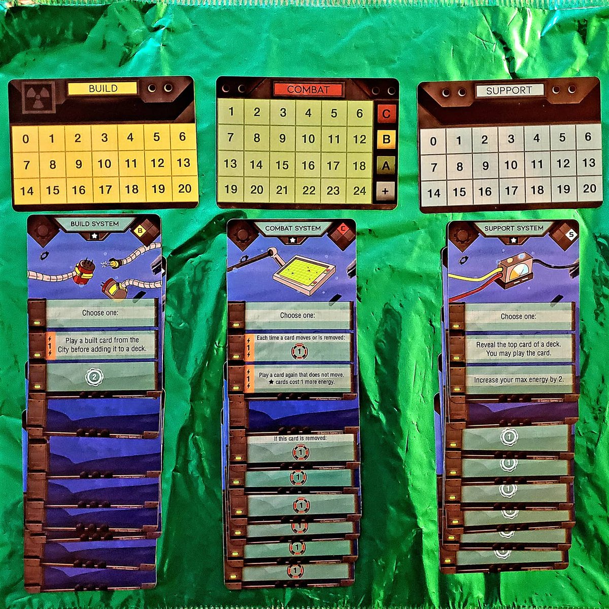 DabecoGames's tweet image. New early edition copies of #tectonicshift have arrived! You can #demo these next month @TeamTekko !! 

Shout out to @thegamecrafter for these high quality #games