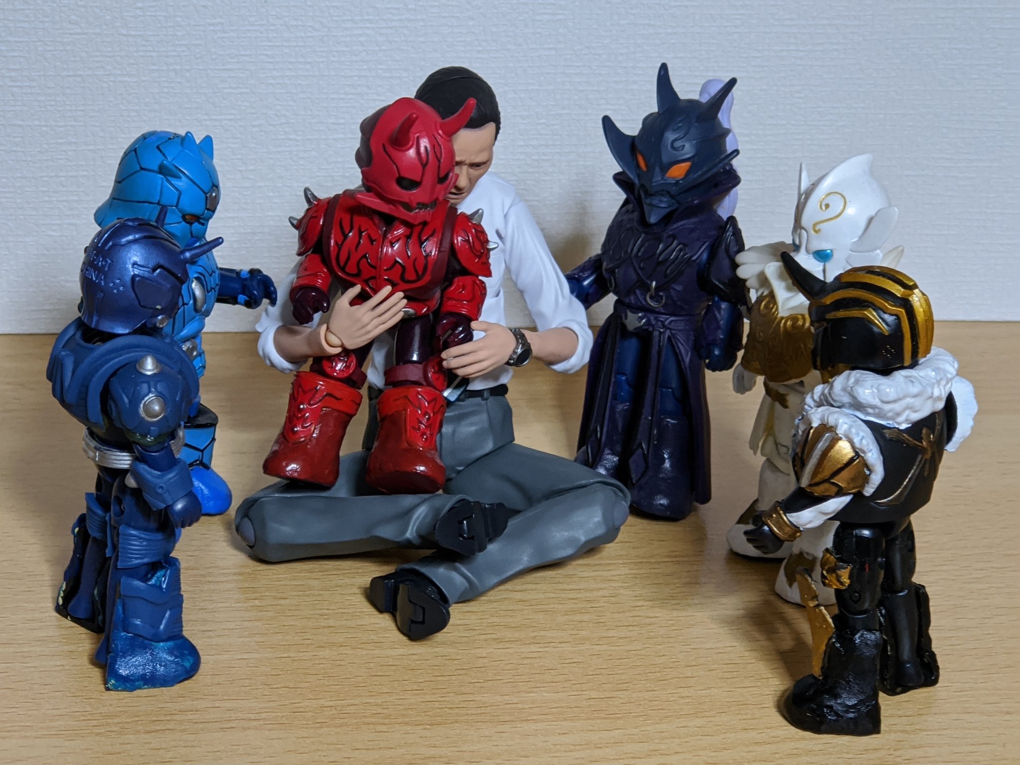 Twitter 上的 Yurikago 夜のフィギュア撮影会 お題 王 10年前見に行けなかった仮面ライダー電王 京都太秦映画村のイマジンサスペンス劇場 Uの悲劇 にコロナでまた行けなくなって落ち込んでた今日の自分 つくづく電王には縁がない オモ写 イマジン 仮面