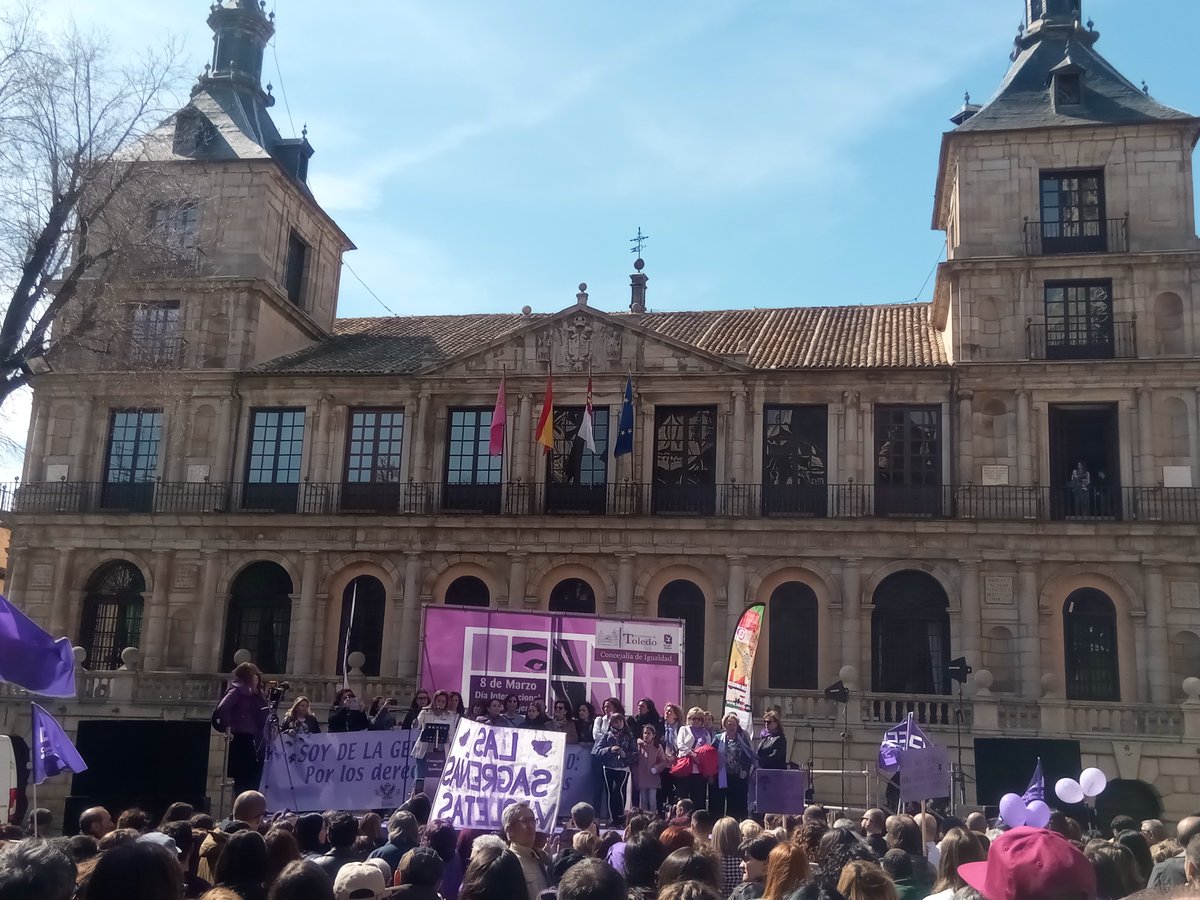 👩🏽 #8M, #DiaInternacionalDeLaMujer en #Toledo, #DiaDeLaMujer

💪 Es necesario eliminar:

1️⃣ Discriminación
2️⃣ Violencia machista
3️⃣ Trabas en el desarrollo de una sexualidad libre
4️⃣ Doble discriminación hacia mujeres migrantes
5️⃣ Desigualdad económica y sociofamiliar