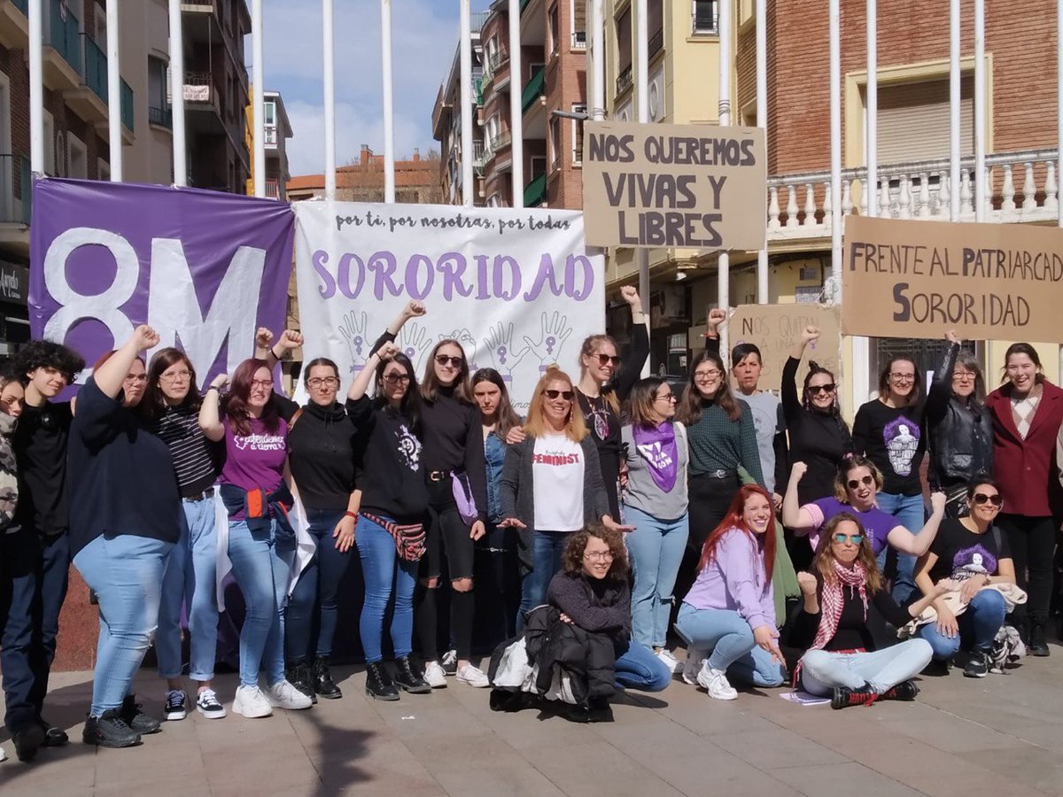 CGTeduAragon's tweet photo. #Calatayud con el #8marzo2020 
#DiaInternacionalDeLaMujer #DiaDeLaMujer #InternationalWomensDay #NiUnaMenos #8Marzo 
@MujeresCgt_Zgz https://t.co/tf6qQGT8Vk