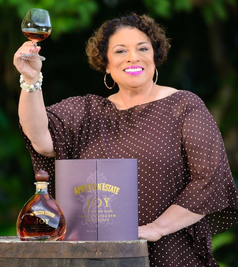 Today we're saying cheers to Joy Spence on International Women's Day! As the world's first female blender she created some great tasting Appleton Estate rum - come down to try it for yourself! Cheers Joy 🍹