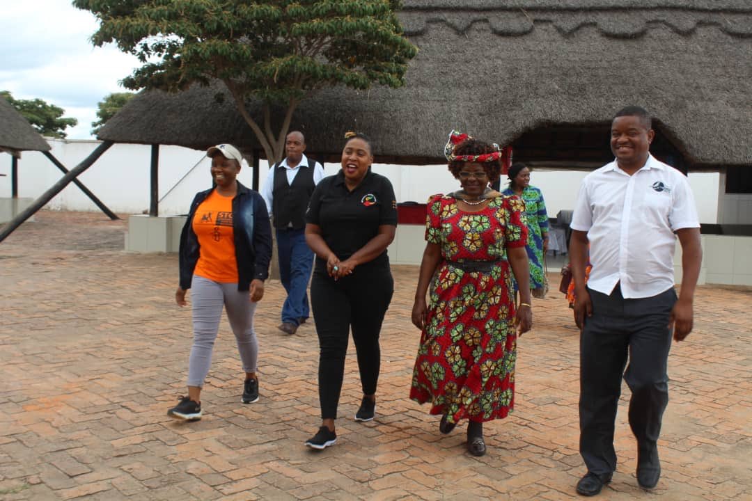 EkeniaT's tweet photo. #IWD2020 commemorations in Chitungwiza in partnership with @amnesty_zim @PSIimpact engaging #MenasAgentsofChange in #EndingGBV Many thanks to the Honourable Minister of @ZWwomensmed for being the guest of honor.#EachforEqual @CanEmbZimbabwe @unwomenzw @Media4gbv @OxfaminZim https://t.co/tH8iOFXXPL