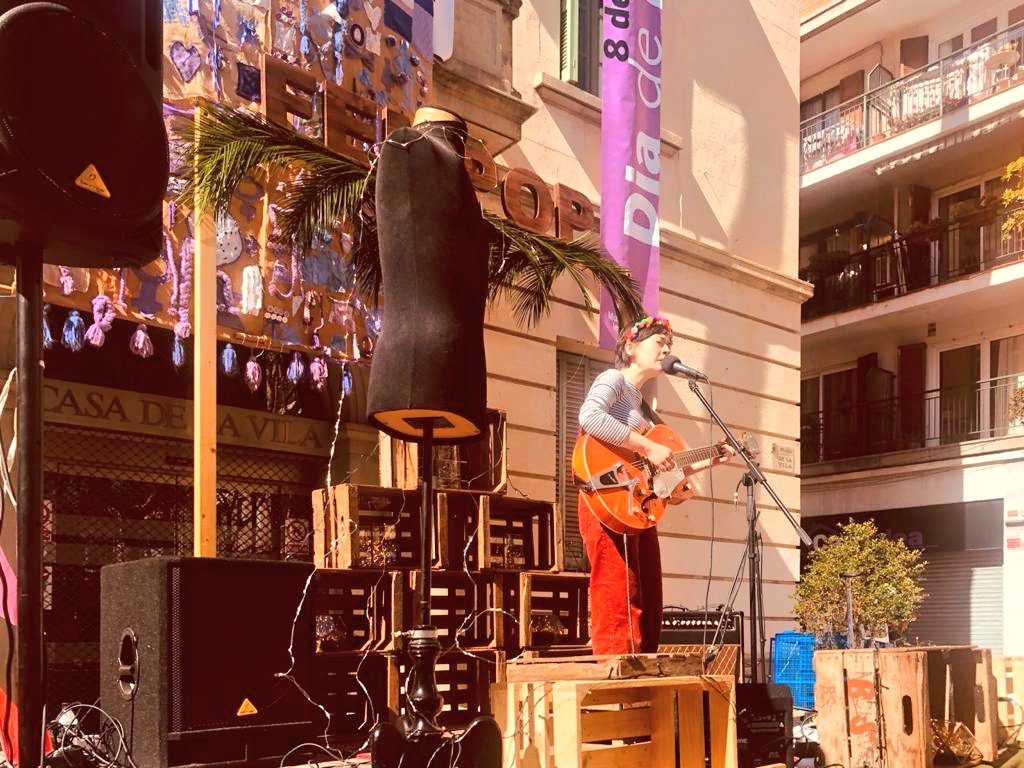 ajsantfeliu's tweet photo. 💜 Música per reivindicar i commemorar #Nagore #JulieArsenault #AnnaTivel #Fempop #DiaInternacionalDeLesDones #SantFeliu #Juntesvivesilliures
#8deMarzo #8M #Somdones https://t.co/yVDuhQPYaQ https://t.co/KAhSwyPso5