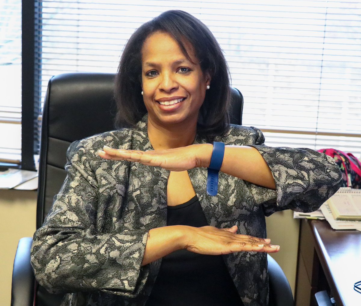 PGCDSS's tweet photo. Happy International Women’s Day! #PGCDSS is taking part in strengthening an inclusive and innovative culture throughout Prince George’s County and encouraging others to be #EachforEqual. #innovate #lead & #uplift! #princegeorgesproud #IWD2020 https://t.co/HN9W3gdViX