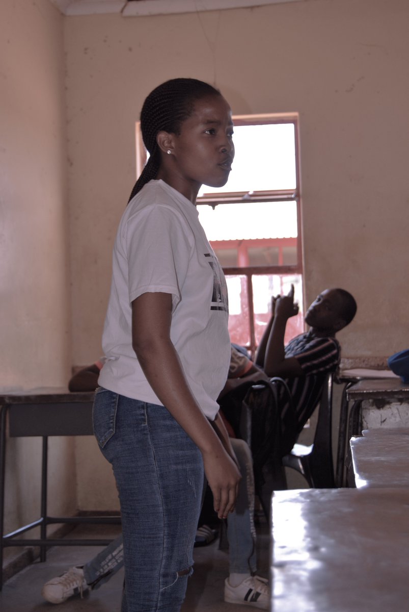 foundation_lm's tweet photo. Young dynamite and motivational speaker Kutlwano Mmereki motivating the 3G students at Marang CJSS lastweek Thursday at #TheInsightfultour.She talked about confidence, Respect for elders and having a study plan as ways of preparing 

#ElevationthroughImpact https://t.co/3SpX88vXBm