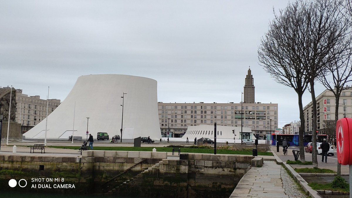 damien_pfister's tweet photo. Revenir et re découvrir le #havre après être passé pour #capcom17 😁 https://t.co/OBvKqGjlUs