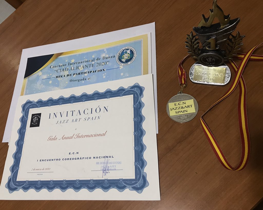 4Merino's tweet photo. 1er puesto baby
Invitaciรณn a gala anual internacional
Beca para ir a Alicante
Orgullosa es poco! GRACIAS! ๐ฅ๐ฃ๐ฏโโ๏ธ
#CertamenCoreografico #Dreamers #ExtremeFire #DanceRevolution #Dance #Profe #Danza https://t.co/Hu35liYU7l