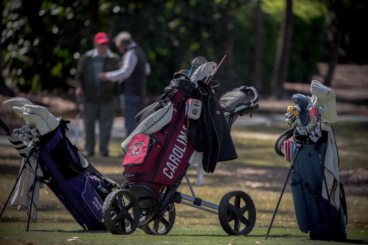 GamecockWGolf's tweet photo. It's time for the final round of the Darius Rucker Intercollegiate!
Smith Knaffle teed off at 8 a.m., while the rest of the team hits the course at 9:40 a.m.
#Gamecocks | #DRI20
📊https://t.co/FY1L6w9R5k https://t.co/sAsBmxH9wD