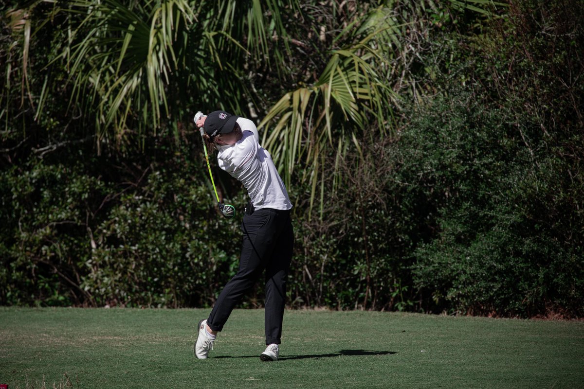 GamecockWGolf's tweet photo. It's time for the final round of the Darius Rucker Intercollegiate!
Smith Knaffle teed off at 8 a.m., while the rest of the team hits the course at 9:40 a.m.
#Gamecocks | #DRI20
📊https://t.co/FY1L6w9R5k https://t.co/sAsBmxH9wD