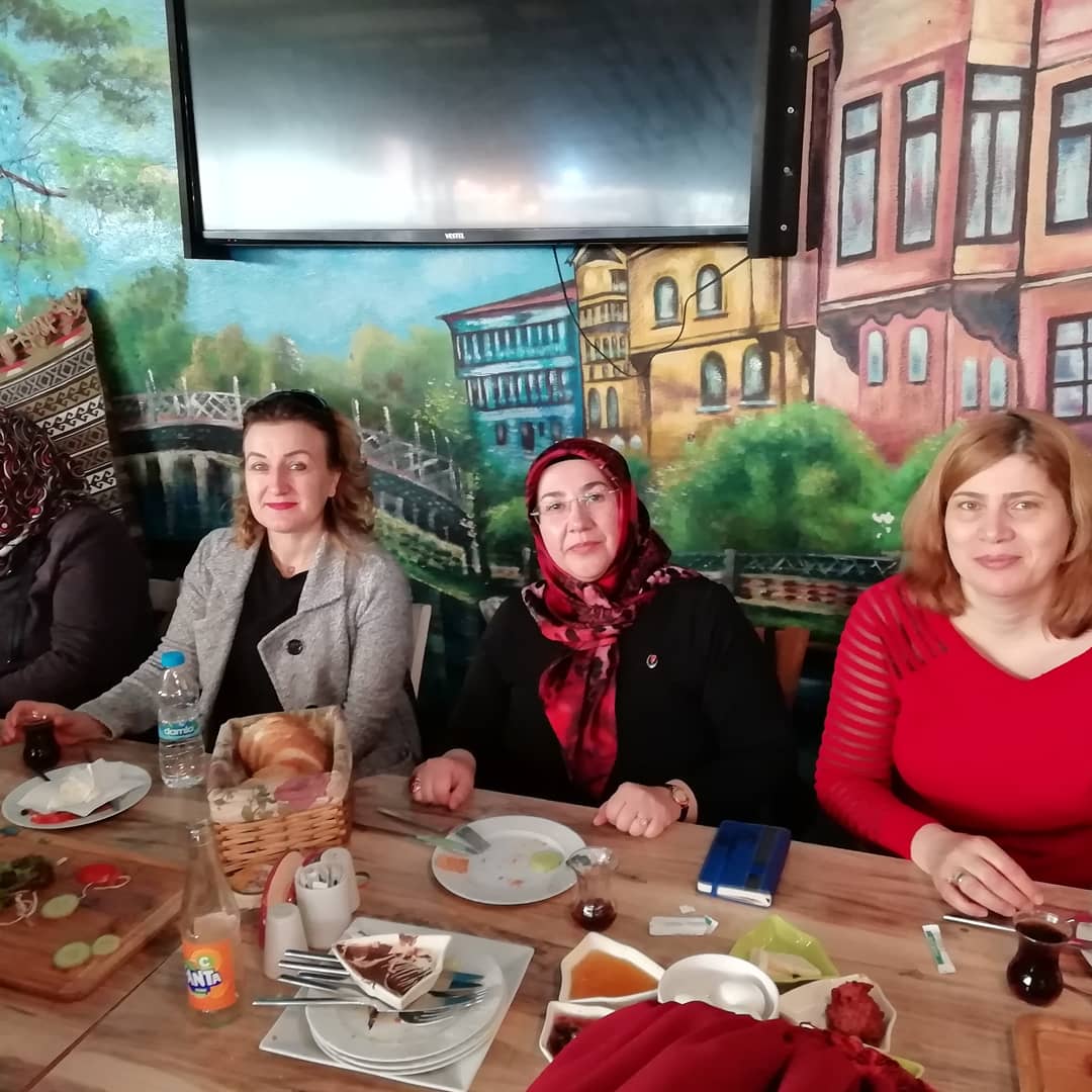 Meral54389219's tweet photo. #8martdunyakadinlargunu
#bbpkadınkolları
#bbp2020
#bbphabermerkezi
#mustafadestici
#alperenocakları https://t.co/iYNLPzBwfM