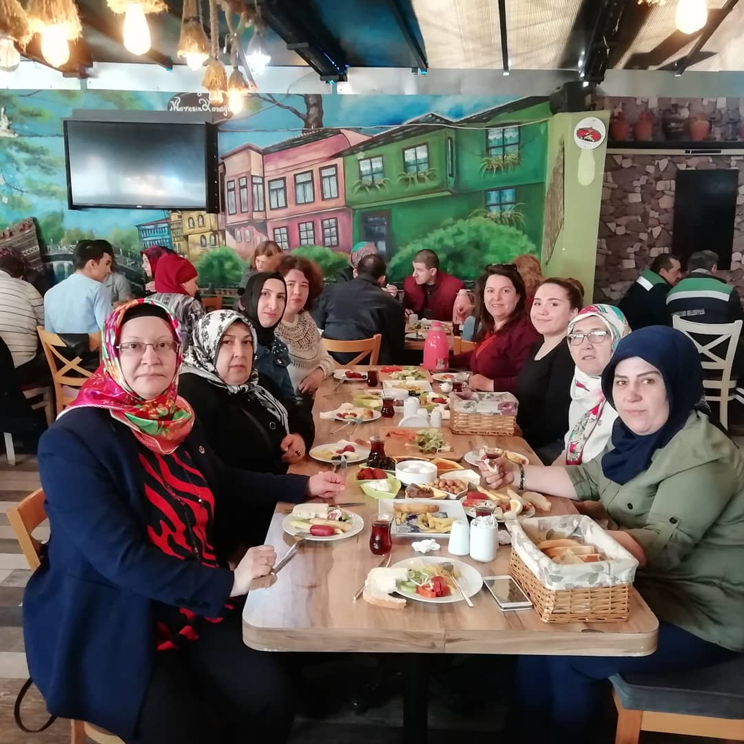 Meral54389219's tweet photo. #8martdunyakadinlargunu
#bbpkadınkolları
#bbp2020
#bbphabermerkezi
#mustafadestici
#alperenocakları https://t.co/iYNLPzBwfM
