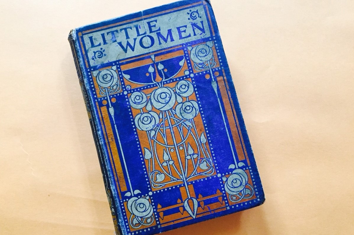 Jilly_Pepper's tweet image. Vintage cover for 'Louisa May Alcott's 'Little Women' #FontSunday @DesignMuseum #VisibleWomen #InternationalWomensDay