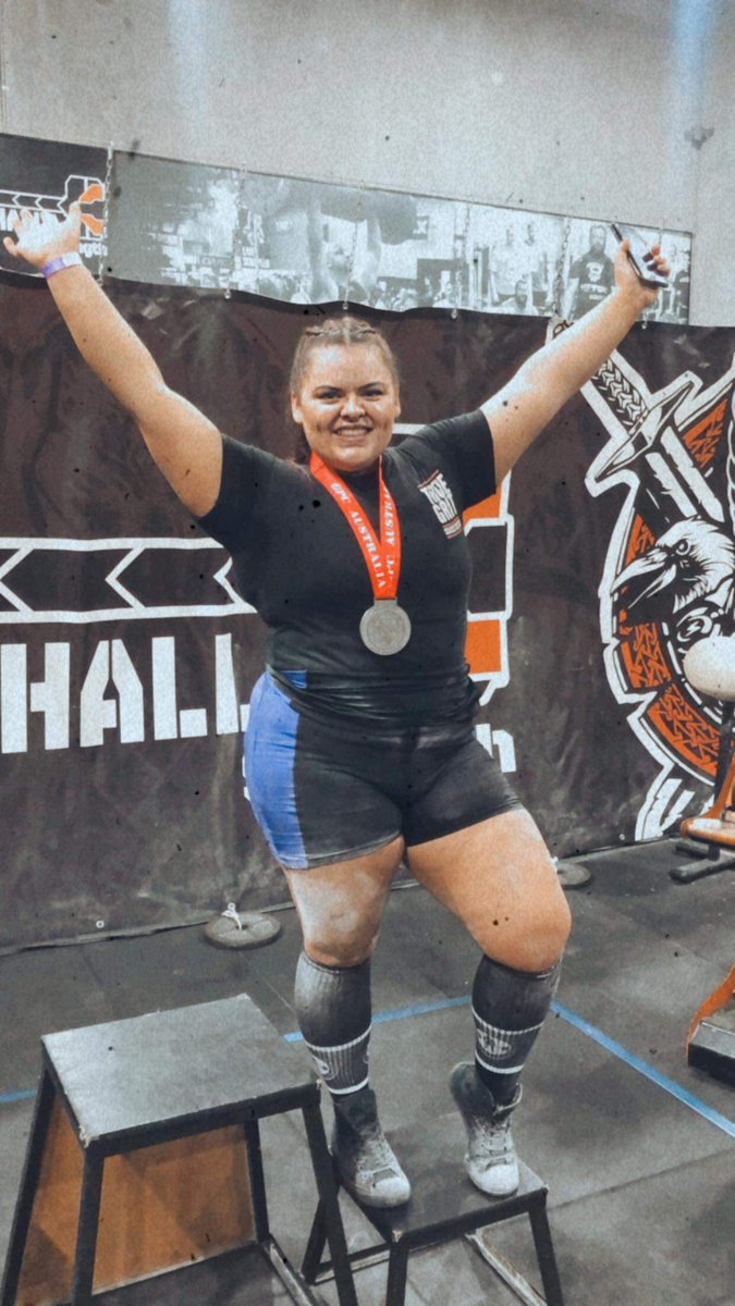 stephleehales's tweet photo. Second place at the GPC QLD State Titles and a 410kg total
#thestrongcoder #powerlifting #girlswhopowerlift #GirlsWhoCode #girlcandoboth #gpcaustralia #gpcpowerlifting https://t.co/76EswYm35I