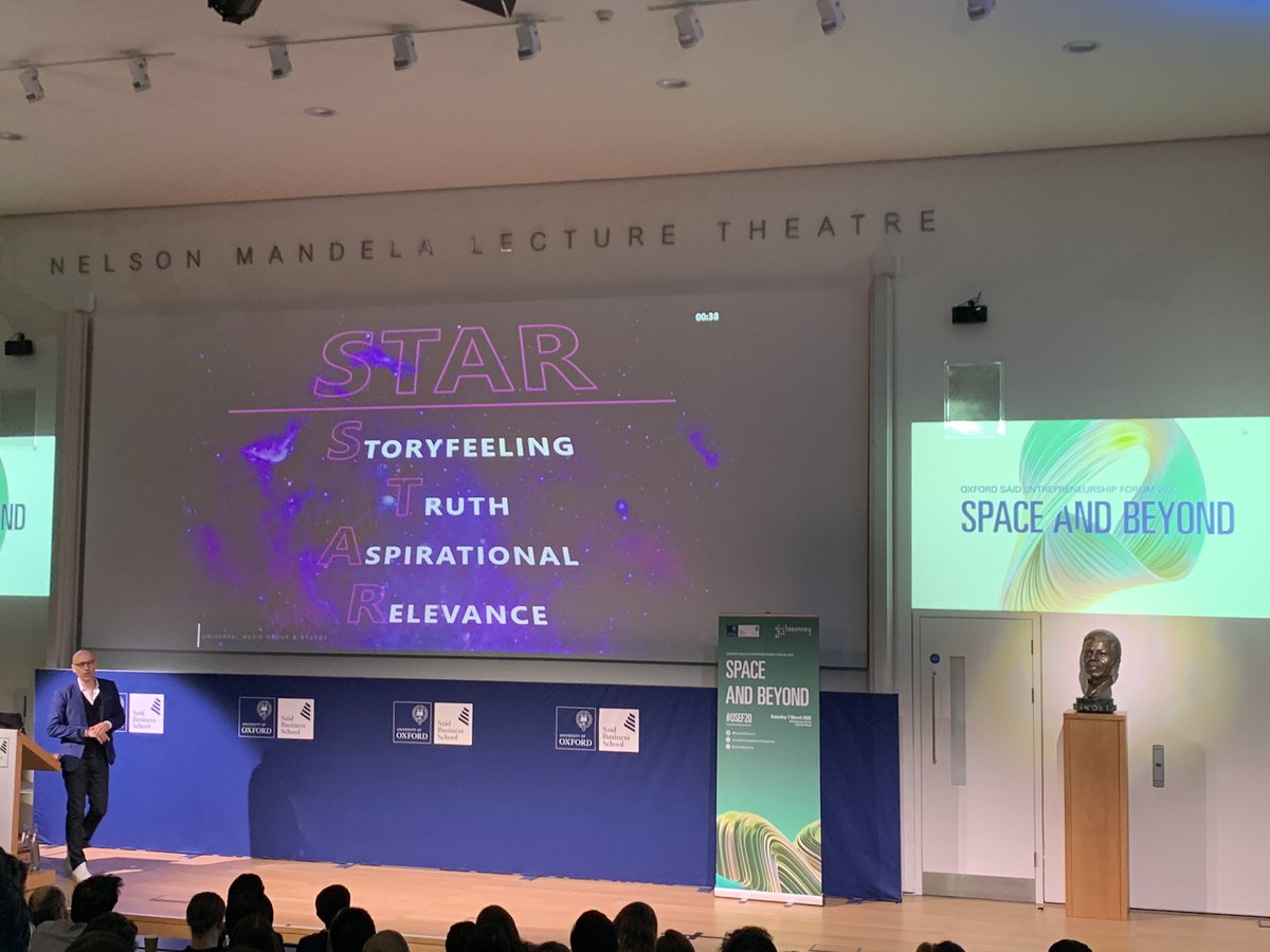 MiraKassouf's tweet photo. ‘La piece de resistance’ was delivered by @orobertmurphy, @UMusicuk, a ‘STAR’ in the art of #marketing: transporting us to a galaxy of ‘Storyfeeling Truth Aspirational Relevance’. There were lots of giggles & tears in the room.#OSEF2020 @OxfordECentre @if_oxford @UniofOxford https://t.co/VhwT4EzMuE