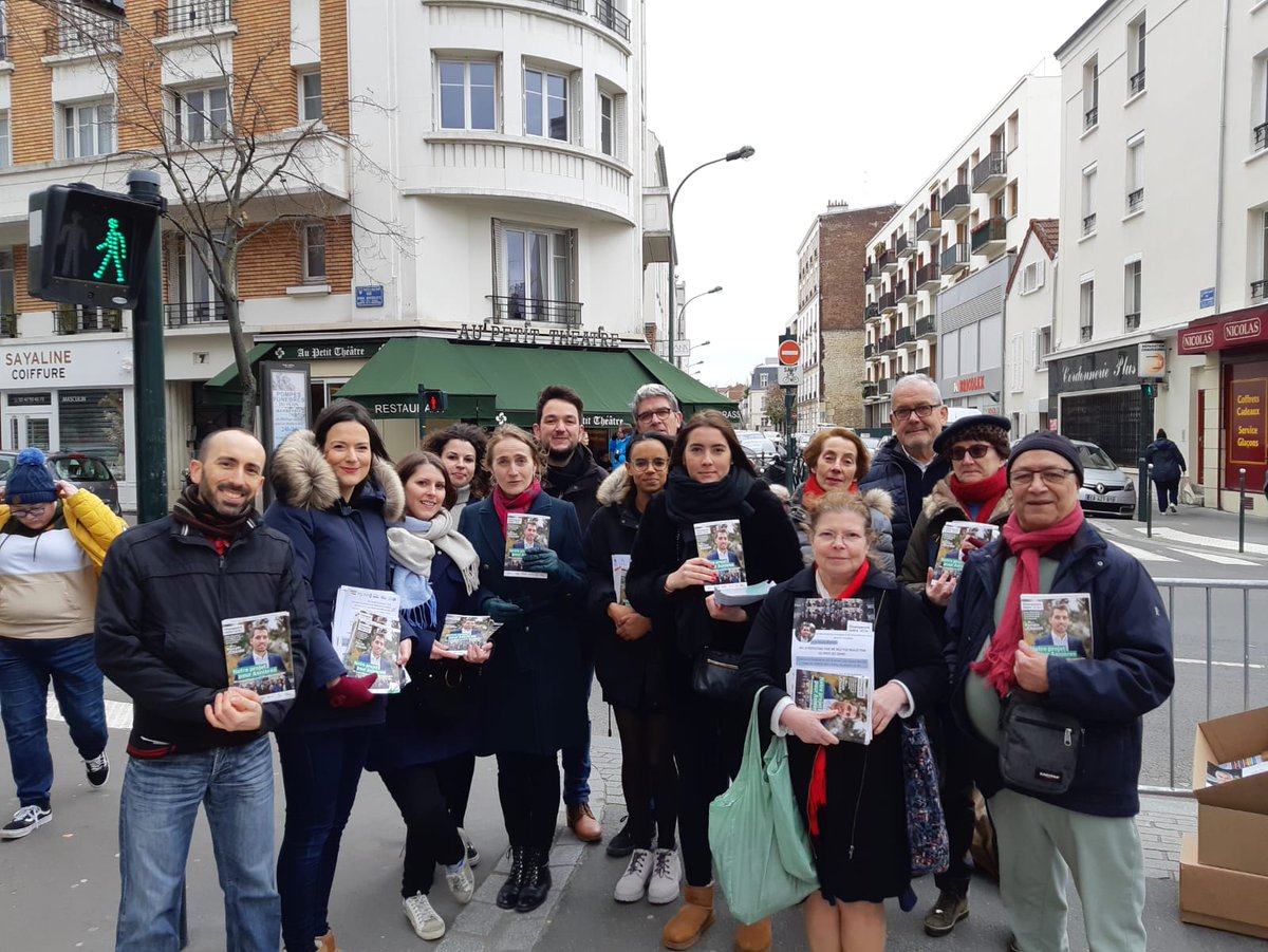 changeonsasn's tweet photo. Très beau dernier marché de campagne ce matin 😊.

Notre campagne bienveillante et propre, notre projet ambitieux, et la clart�� de nos positions sont de ➕ en ➕ salués par les https://t.co/r20qbMWqP4🤝.

➡️ Dimanche 15 mars, votez pour l'alternance à #Asnières.

#Municipales2020 https://t.co/8m0umGs9wO