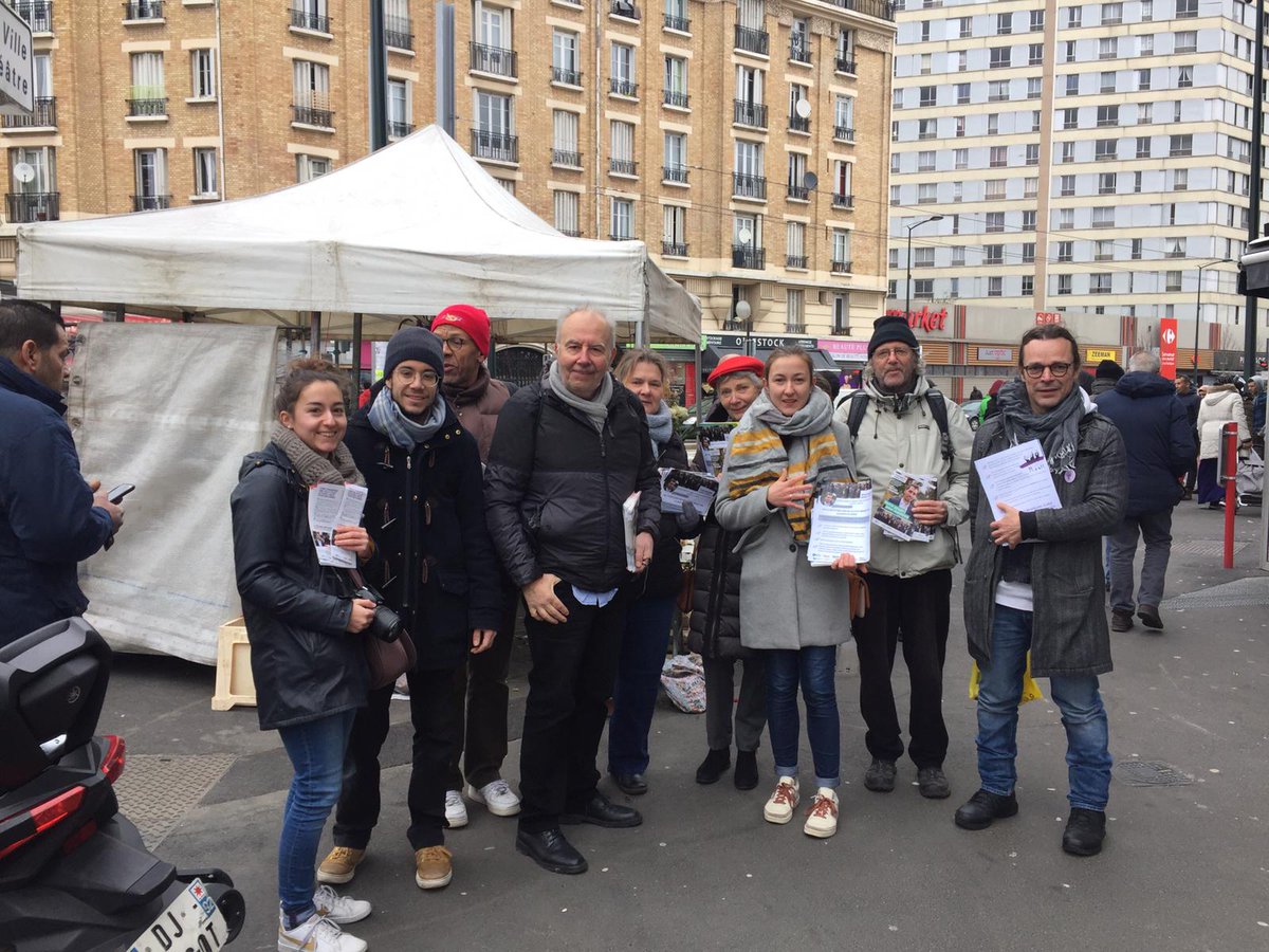 changeonsasn's tweet photo. Très beau dernier marché de campagne ce matin 😊.

Notre campagne bienveillante et propre, notre projet ambitieux, et la clart�� de nos positions sont de ➕ en ➕ salués par les https://t.co/r20qbMWqP4🤝.

➡️ Dimanche 15 mars, votez pour l'alternance à #Asnières.

#Municipales2020 https://t.co/8m0umGs9wO
