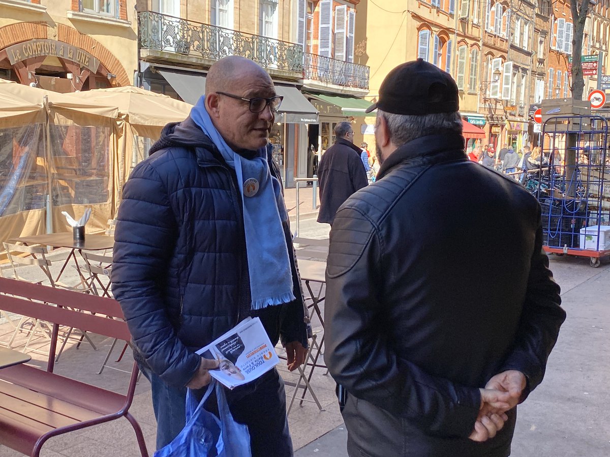 Dernier dimanche au contact des toulousains au marché des Carmes avec la belle équipe de <a href="/Tlse_BelleForte/">Toulouse Belle & Forte</a> : De belles rencontres et toujours dans la bonne humeur ! Le 15 mars VOTEZ <a href="/Franck_Biasotto/">Franck Biasotto</a> et #ToulouseBelleEtForte la liste du #Centre er de la société civile à #Toulouse