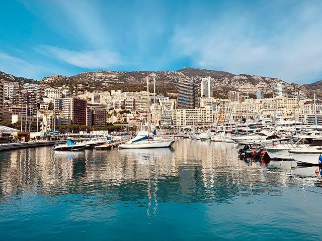 Fotomondeo's tweet photo. Reflections! #monaco #reflection #harbour #travel #adventure #wanderlust #vacation #travelgram #explore #holiday #travels #traveler #traveller #traveling #travelling #travelphotography #travelingram #travelblog #travelblogger #traveladdict #exploretocrea… https://t.co/7KG5hTKxdl https://t.co/G8wrhDkrSN