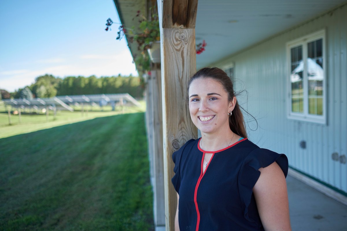OntarioPorkNews's tweet photo. Today - and every day - we celebrate the success and leadership of #OntAg women over the many years, no matter where they contribute to our industry. 

All to keep it moving forward in the right direction. #InternationalWomensDay #EachForEqual #BecauseOfYou https://t.co/u4spJQlVs6