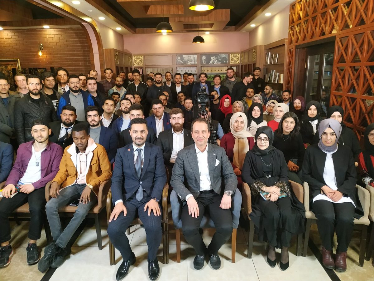 erbakanfatih's tweet photo. Anadolu Buluşmaları Programlarımızın Malatya durağında geleceğimizin teminatı genç kardeşlerimizle bir araya geldik. Ülkemizin geleceğine olan inancımızı güçlendiren kardeşlerimize teşekkür ediyorum. https://t.co/lCwBs3lJfp