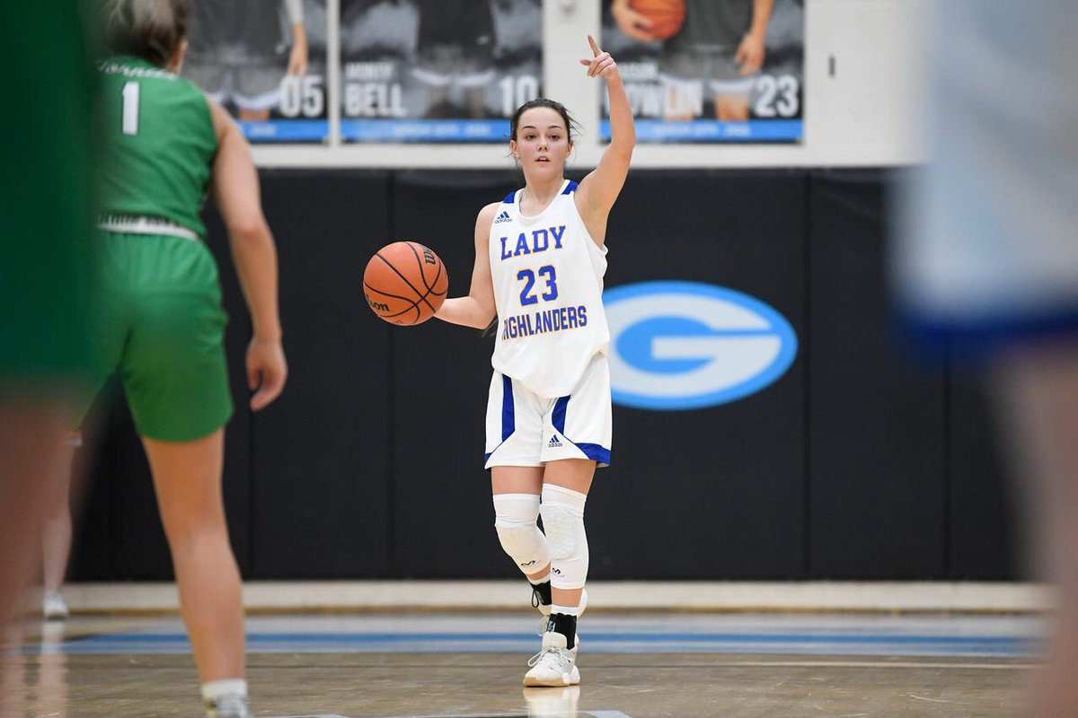gphs_wbb's tweet photo. Can we brag on this floor general for a minute?

Sydney McCarty, our junior point guard, was a game changer last night even though her shot wasn’t falling.

8 assists, 7 steals, 9 deflections, and only 1 turnover in 32 minutes of play.

#ItsTheLittleThings!

@5StarPreps @prepxtra https://t.co/iO0ZJbAedw