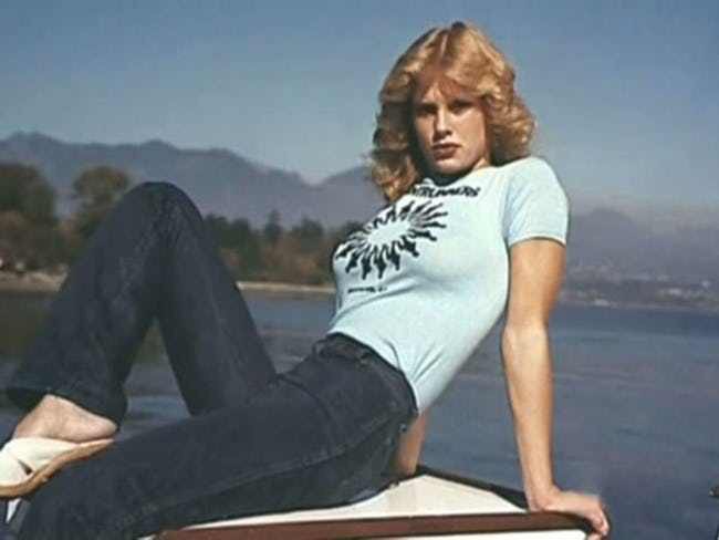 “Hope everyone has a great Dorothy Stratten Sunday!!” 
