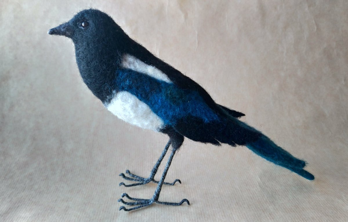 #Needlefelted #Magpie