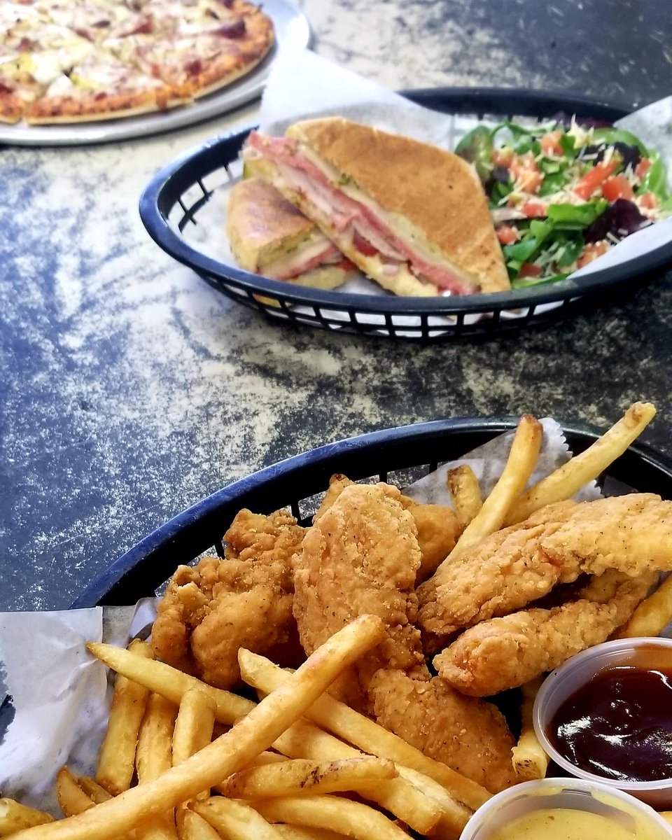 RPizza_Verm's tweet photo. So much more than pizza! 
Mix it up one of our famous panini [shown: Cuban with side salad] or some classic chicken strips with fries! 

Delivered right to your door [over 10.00] for no extra charge! 
Order online at https://t.co/y8cof8pJyE or call us at 605.624.6757 https://t.co/QGRF724Asz