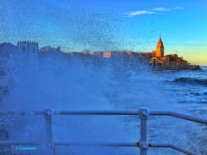 Gijón/Xixón tweet media