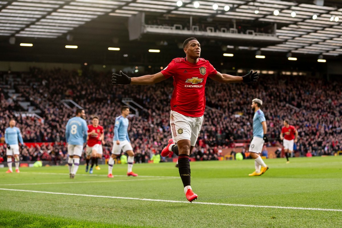 What a weekend!

Sore menang, malem menang! Rayakan. 🍻🍻🍻