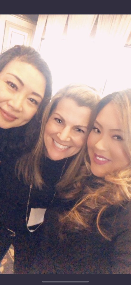 Happy International Women’s Day to these amazing leaders I work with every day and to all the amazing ladies who make it happen every day in D1.   Appreciate you!  @Nicole_Ramos186 <a href="/ericka_kerr/">Ericka Wilson-Kerr</a> <a href="/brandicampanell/">brandi campanella</a> <a href="/sandratrethewe3/">sandra trethewey</a> <a href="/DFitzgeraldCVS/">Dana Fitzgerald (she/her)</a> <a href="/dinampaiva/">Dina Paiva</a>