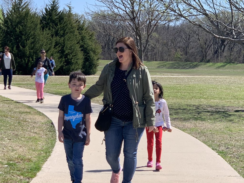 SpecMooneyham's tweet photo. 1st grade Come Walk with Me @MooneyhamElem https://t.co/0tP7mbYQjY