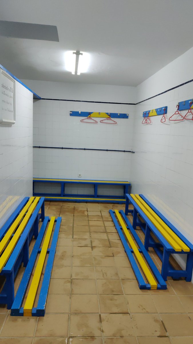 Así dejo el vestuario <a href="/cdtalarrubias/">C.D. Talarrubias</a> .
Un comportamiento ejemplar.
Gracias!!!