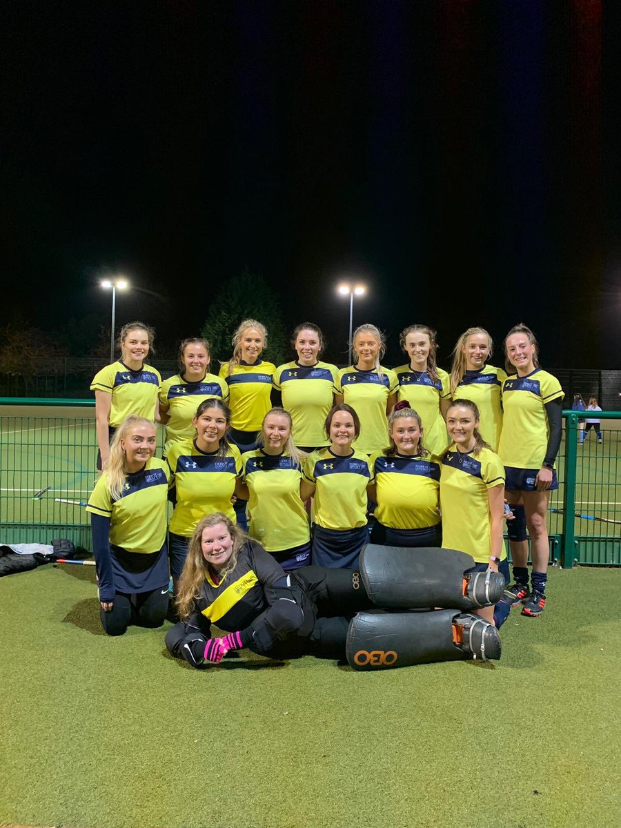HWHockey's tweet photo. Happy International Women’s Day👭💪💙💛 #IWD2020 https://t.co/YXKv6RevOO