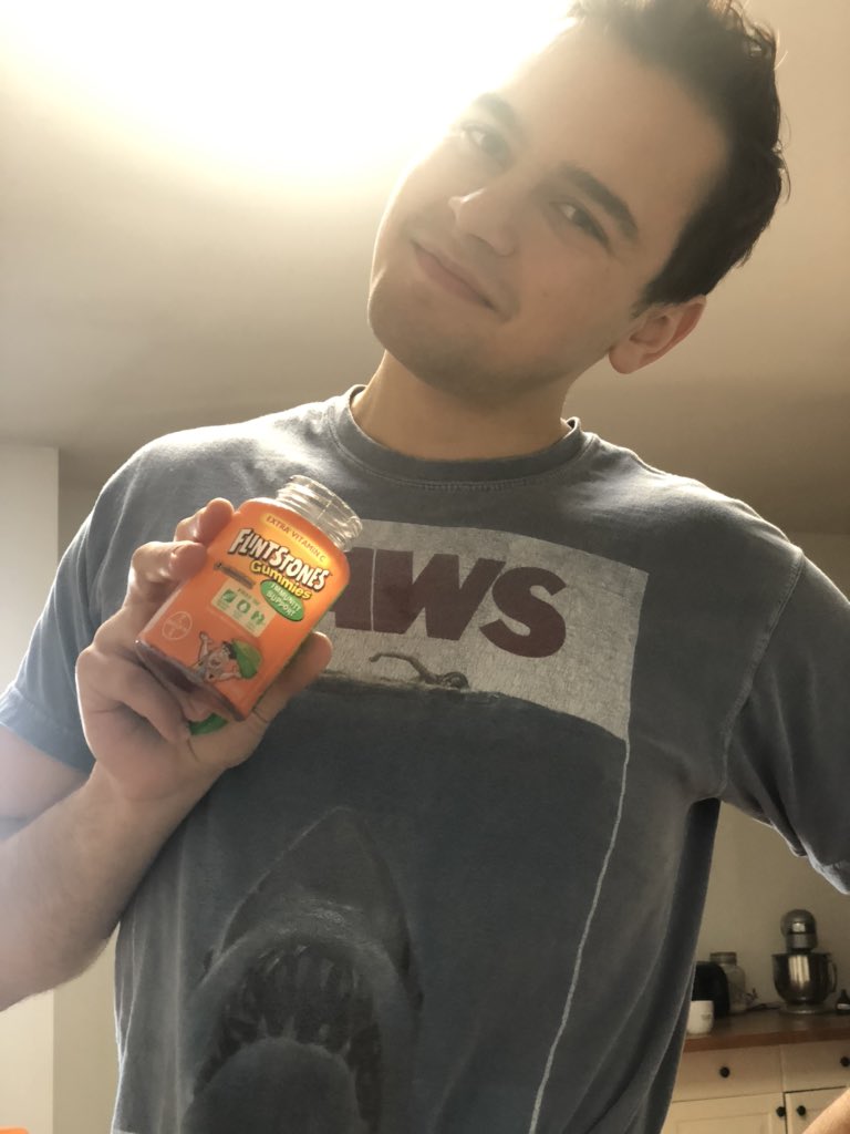 TyBessinger's tweet image. Hey guys everyone can stop freaking about coronavirus... soooo I literally just found a cure in my pantry  🙈 yea ur welcome... #hack #lifehack #easyhack