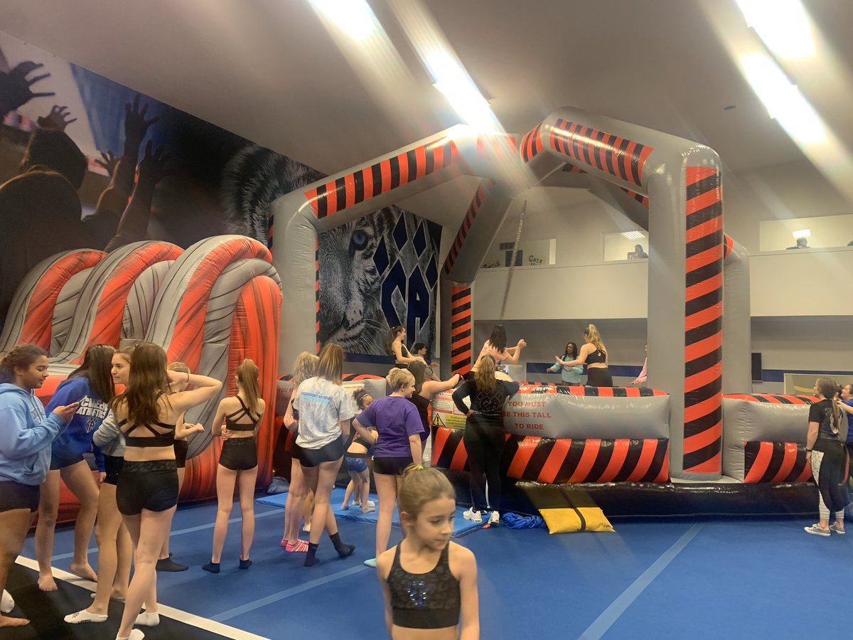 CheerAthletics's tweet photo. Happy Sunday Fun(er) Day @CA_PittsburghPA ✨✨ https://t.co/qZIBsimSuN
