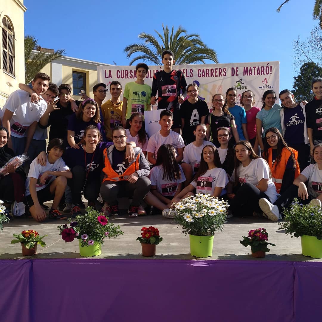 SedCursa's tweet photo. Cansats però immensament contents. La I CURSA SOLIDÀRIA SED MATARÓ ha estat un èxit de la solidaritat. Corredors, caminants, voluntaris... Tots units ho hem  fet possible. Per les nenes i les dones,  per la igualtat de gènere
🏃🏼‍♀️🚶🏼‍♂️🚶🏼‍♂️🏃🏾‍♂️👏👏 https://t.co/Q1K6xaRT4U