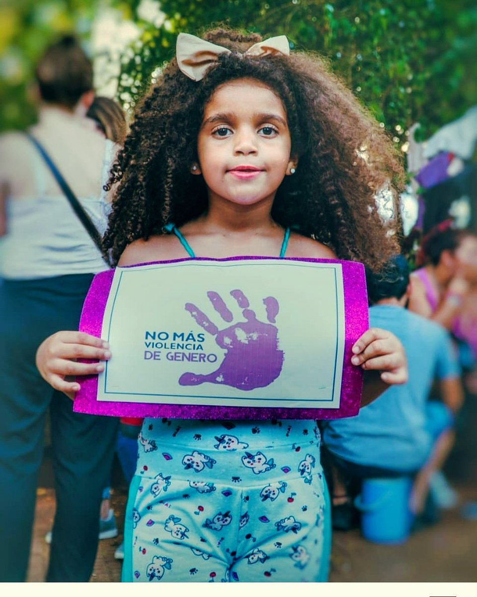 Generación y géneros que generan.Generaciones que serán de otras maneras. ✊♀️
 #8M2020 #LaRevoluciondelashijas
#feminiña #libresnosqueremos #elfuturollego