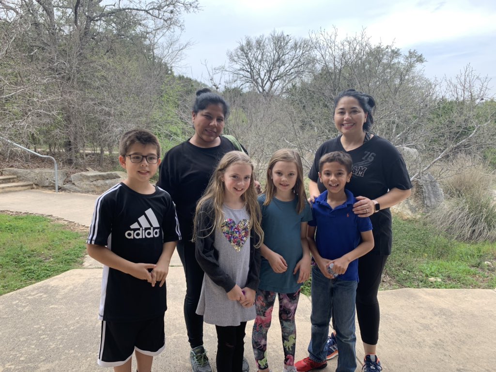 Ginaherrera68's tweet photo. Loved our annual โgift of timeโ to our awesome Bees ๐ I hope our Bees are getting to spend some time outdoors on this awesome Spring breakโฃ๏ธ#ellisonbees @JulieMeneses1 @NISDEllison https://t.co/rSzvjXrwJT