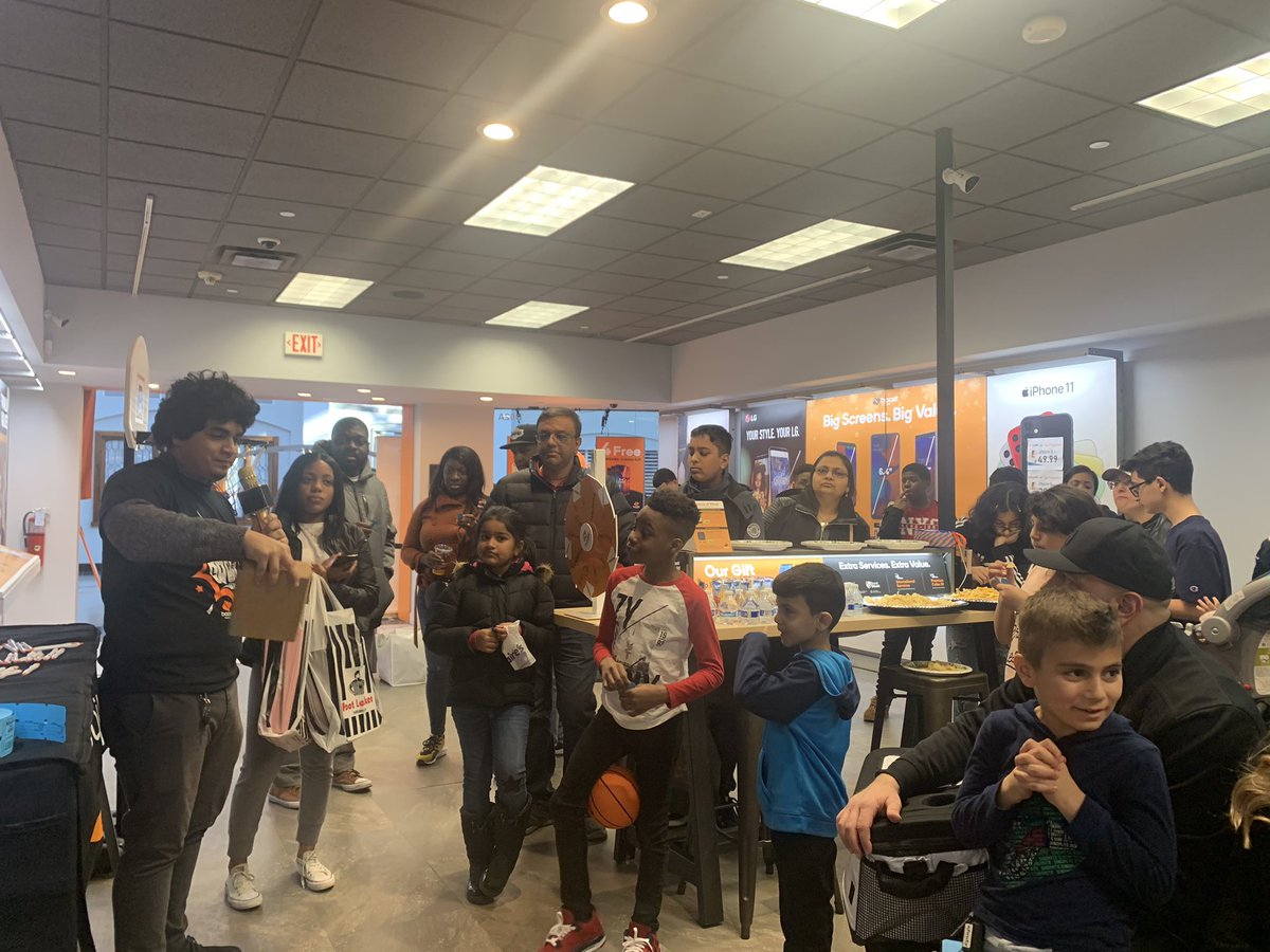 Congratulations to the winner of a brand new LG 4K TV ! <a href="/boostmobile/">Boost Mobile</a> @Pincus_NEast @SellWithLG