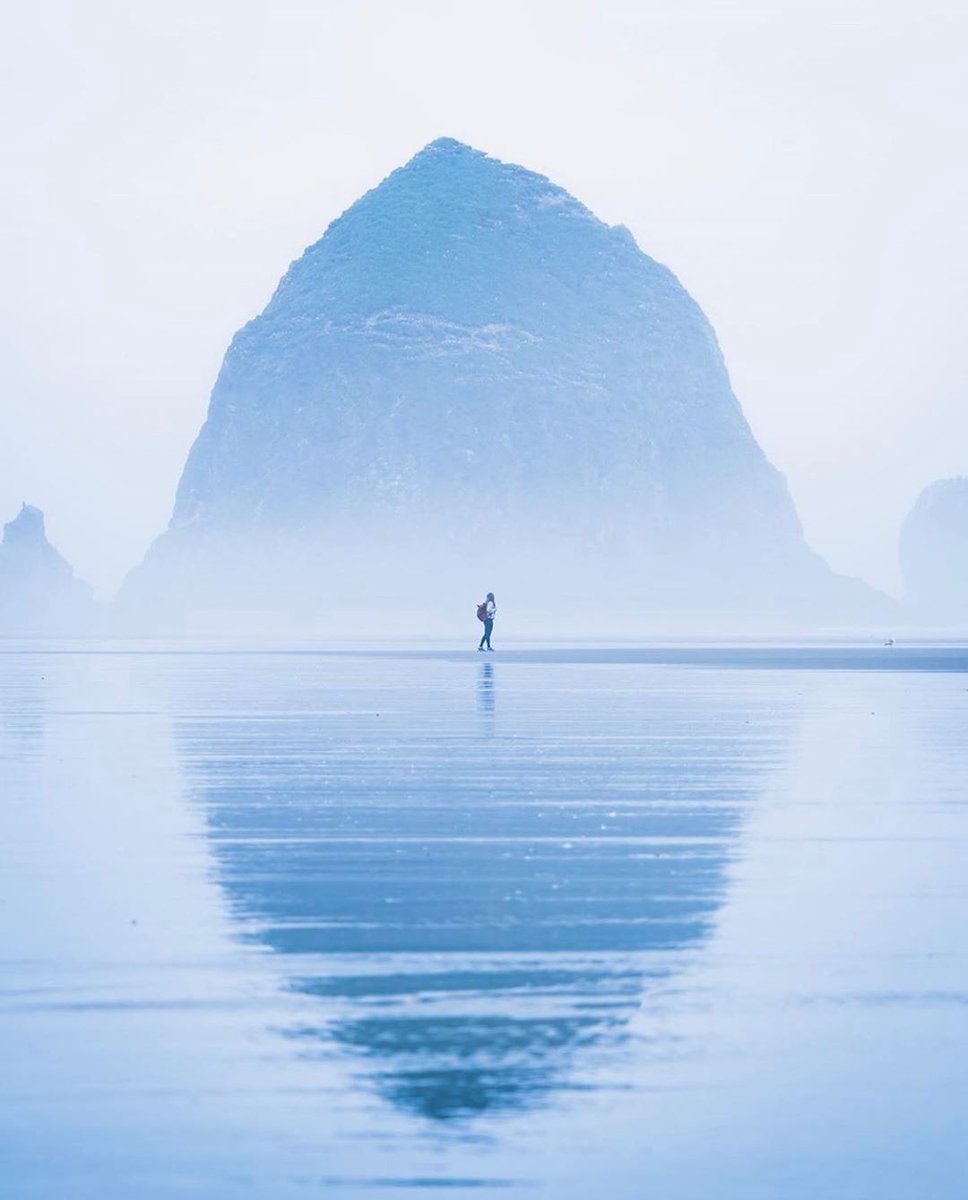 CapmingI's tweet image. Forever Wandering⁣
⁣
Tag who you would take here!⁣
⁣
Hike By:⁣ @outdoorsysanne
#Hike Vibes  #InternationalWomensDay #HappyBirthdayYoongi #camping #campingcat #campingintents #campingaquileia