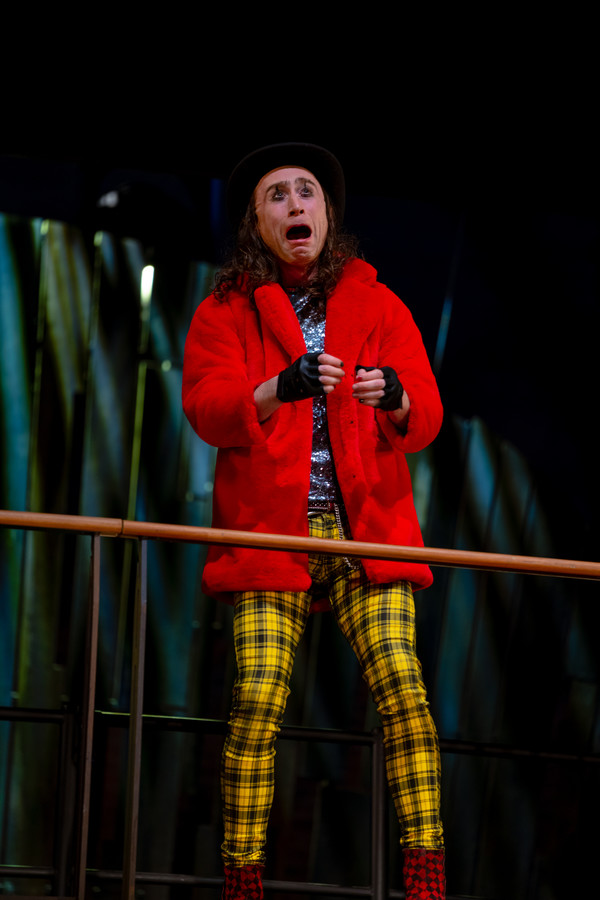 Grand_Theatre's tweet photo. A great comedy with a hippy/festival feel, @TheRSC’s As You Like It comes to #Blackpool! Featuring spectacular sets and quirky costumes…this is not a show you want to miss! https://t.co/PKSeDZCp48 #ShakespeareWeekend #GrandWKND https://t.co/Wkp4M58BHR