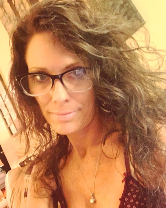 🖤🖤 https://t.co/vlEIvSDD2K<a href="/tag/newprofilepic"class="tags"><span>#newprofilepic</span></a>