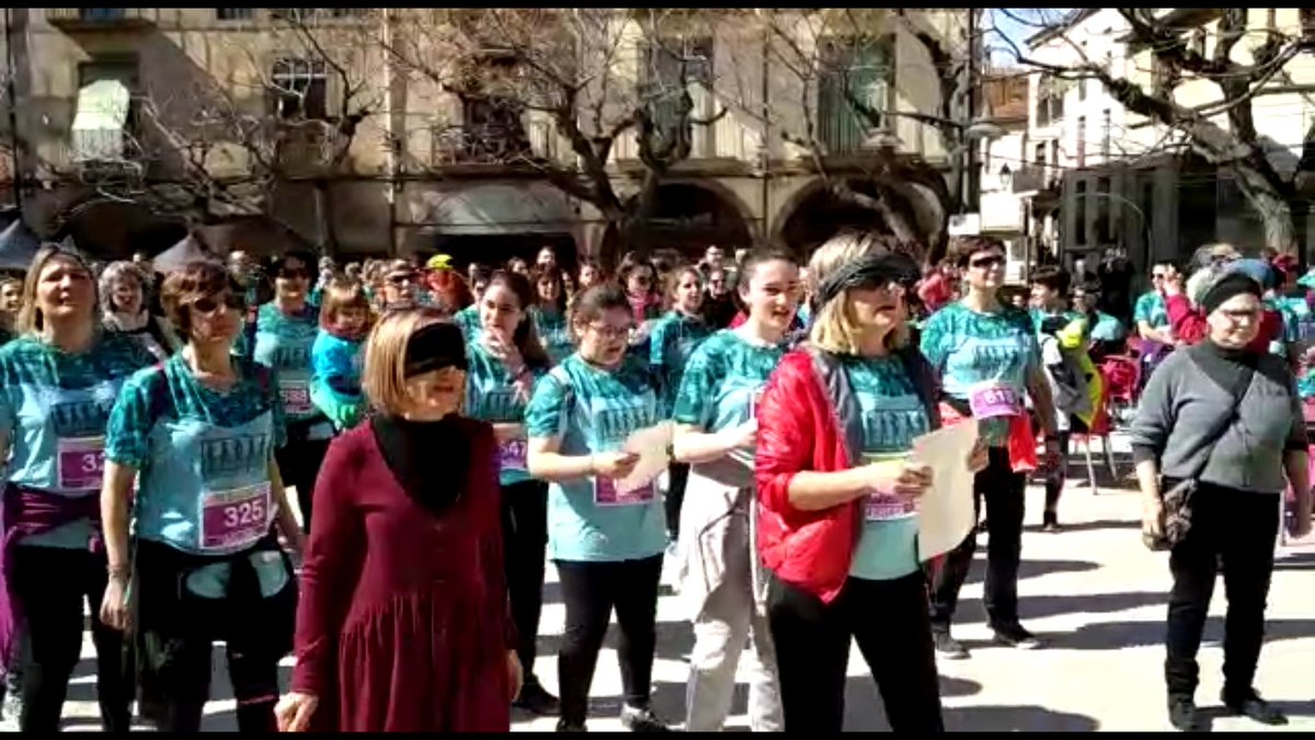 la_guilla_'s tweet photo. Visca visca visca
la lluita feminista! 💜💪 
Avui hem fet la performance #ElVioladorEtsTu a #Agramunt. 
Ens veiem a les 18.30h a la Plaça 8 de març de #Lleida a la manifestació. https://t.co/KbvMMgyVfx