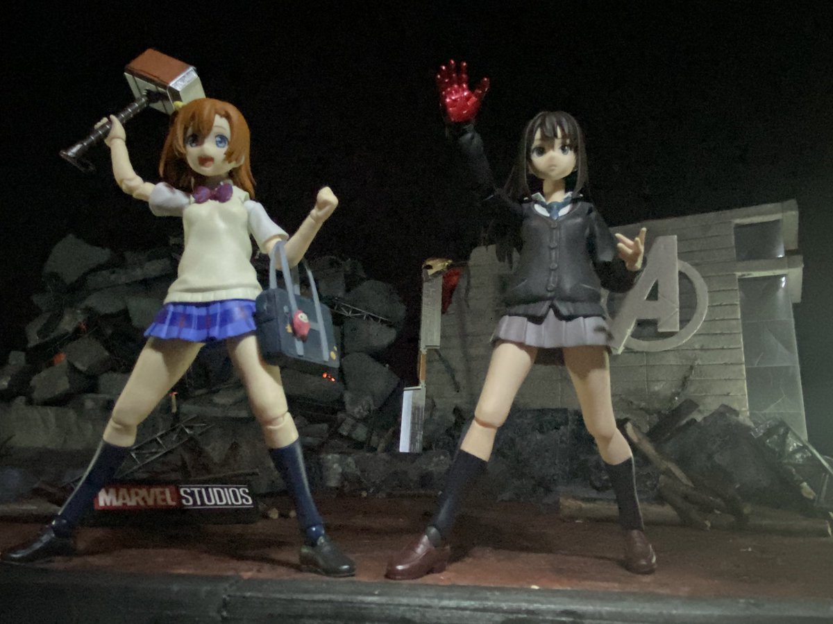 Marvel Oyazi En Twitter おもちゃ撮影会 テーマ 女性 Figmaガール アベンジャーズ アッセンブル 深夜枠ブンドド オモ写 Figma写真部 ジオラマ アベンジャーズ デレマス ラブライブ